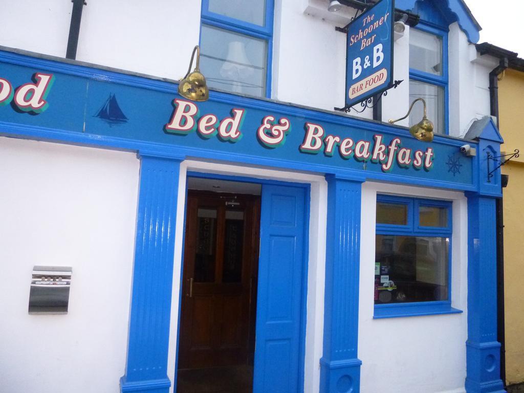The Schooner Tavern Ballycotton Ngoại thất bức ảnh
