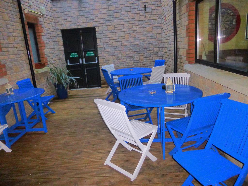 The Schooner Tavern Ballycotton Ngoại thất bức ảnh
